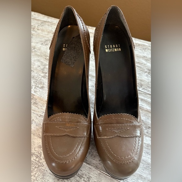 Preloved Stuart Weitzman Chocolate Brown Preppy Penny Loafer Pumps Size 8.5 - Picture 2 of 8
